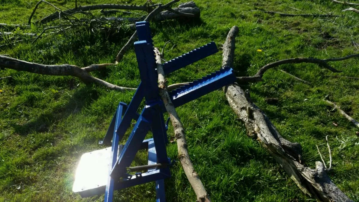 Log holder - Image 3