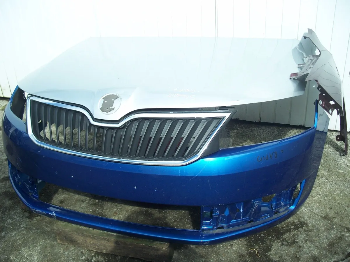 Skoda Front Body Parts - Image 3