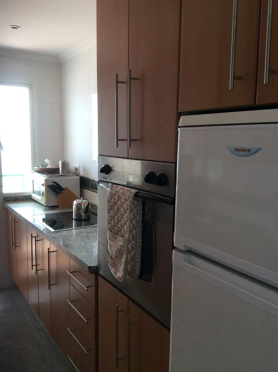 Fuengirola Luxury 2 bed beach Apt - Image 3