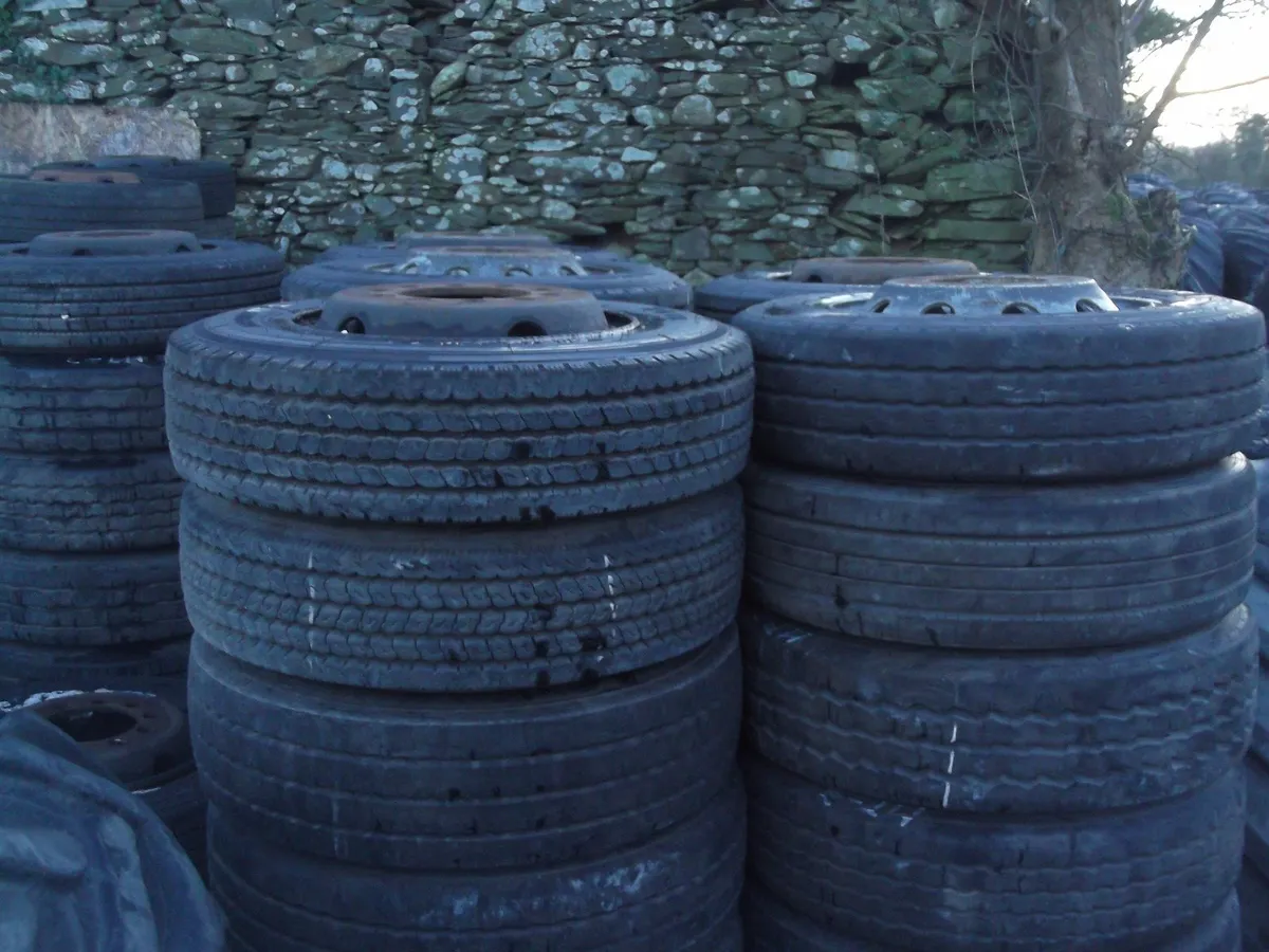 NEW/ PARTWORN TRAILOR / TRACTOR TYRES IN ALL SIZES - Image 4