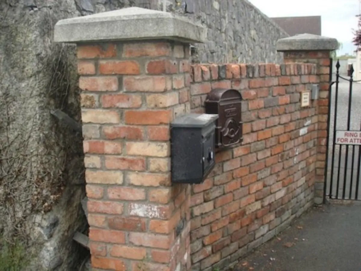 RECLAIMED BELFAST BRICK - Image 3