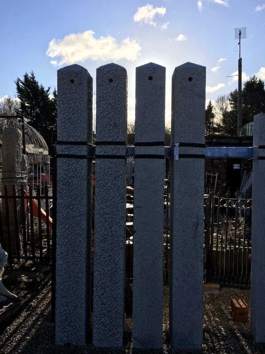 Granite Farm Pillars - Image 2