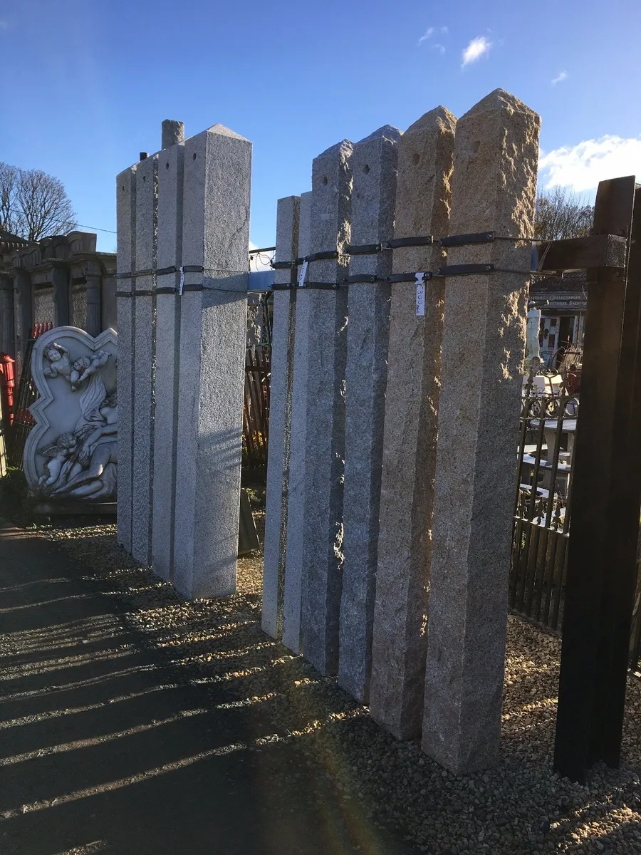 Granite Farm Pillars - Image 4