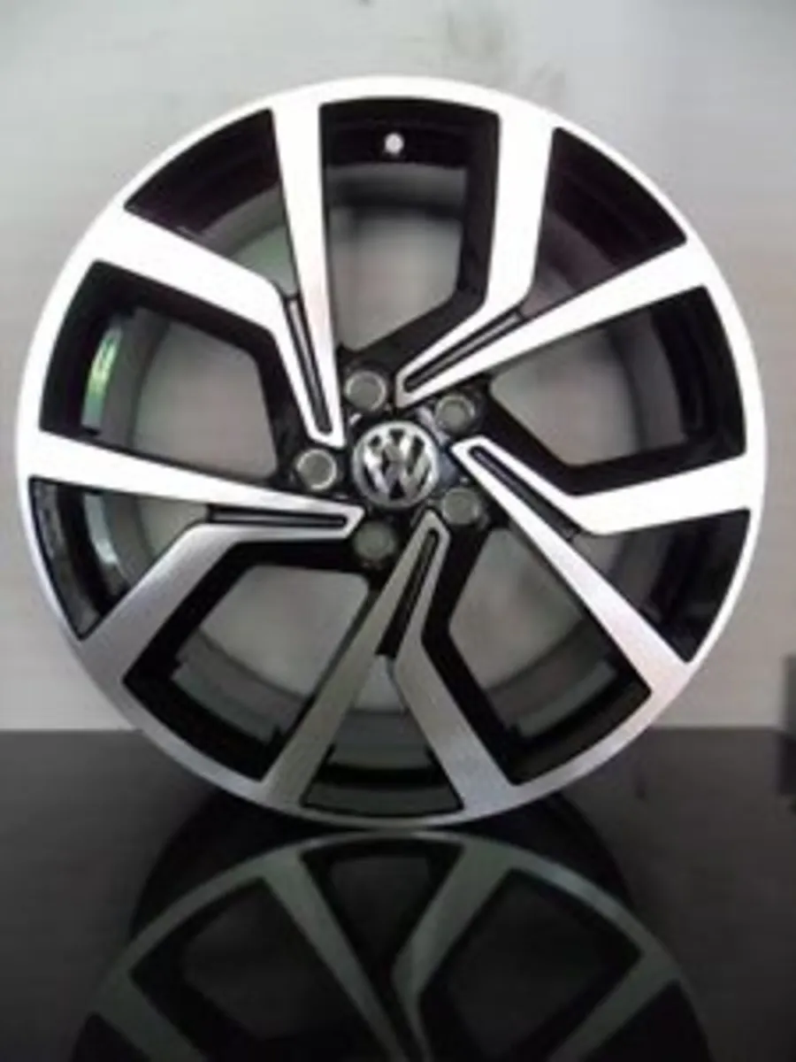 VW GOLF ALLOYS - Image 1