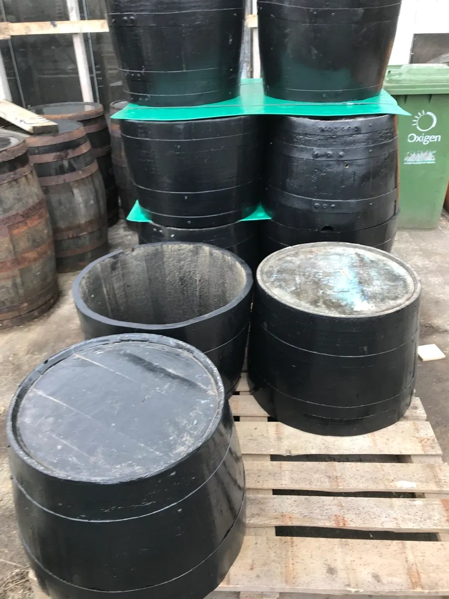 Whiskey barrels - WHISKEY OAK BARREL PLANTERS - Image 3