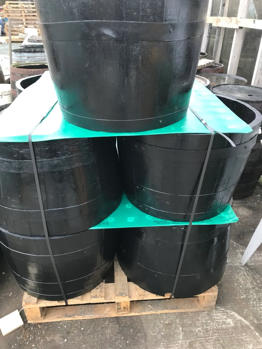 Whiskey barrels - WHISKEY OAK BARREL PLANTERS - Image 4