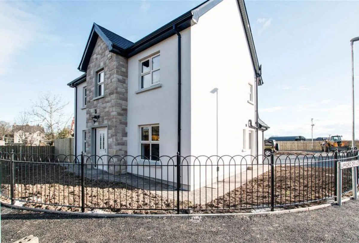 Thinstone - Limestone & Sandstone finish - Image 3