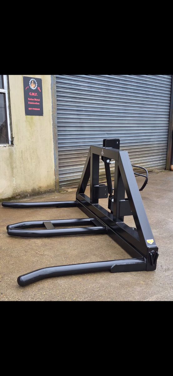 Folding Double Bale Handler