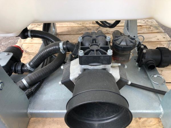 NEW 1000 LITRE GAYSA SPRAYER 148498777