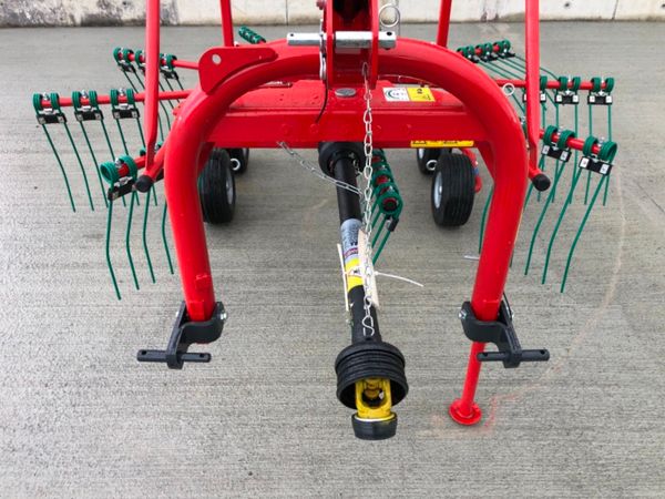 New Kverneland 9032 Single Rotor Rake 179334888