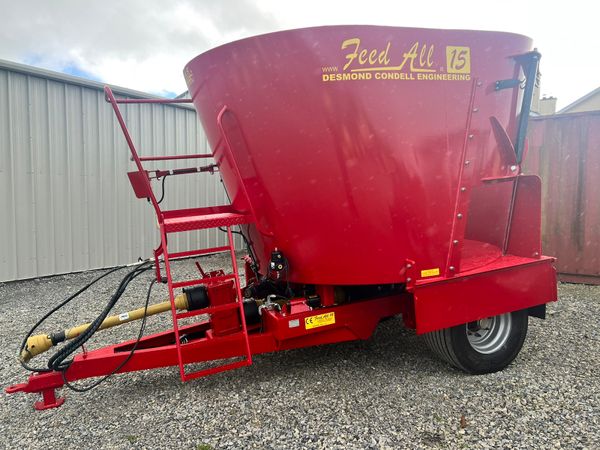 Condell 15 Tub Feeder in stock 241074836