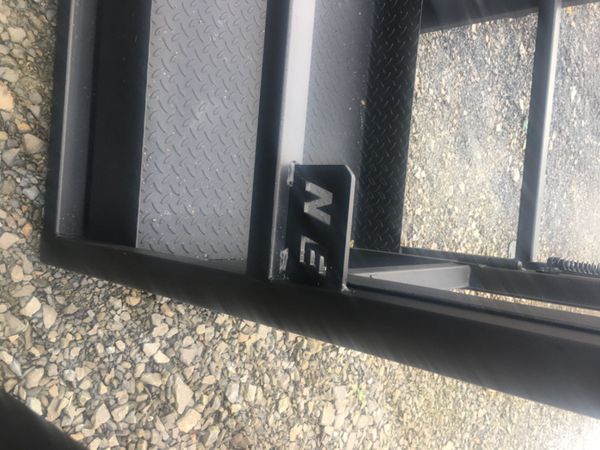 Safety baskets & Calf Transporters 243750260