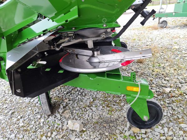 New Amazone spreader 247701694