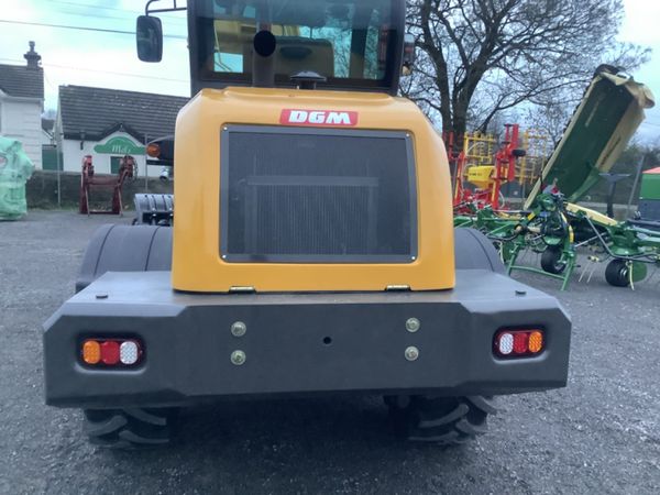 New DGM 920 Pro four wheel loader 253511193