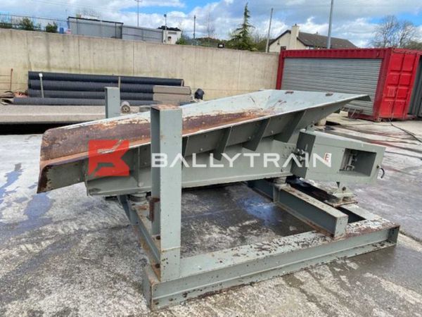 Bruce Feeder & Hopper Bin 253901952