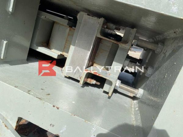 Bruce Feeder & Hopper Bin 253901959