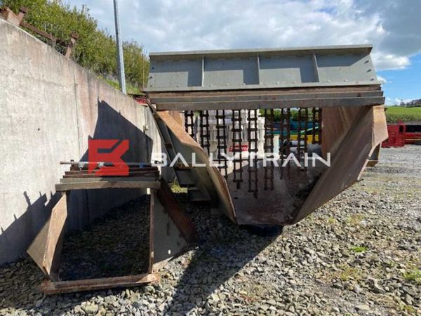 Bruce Feeder & Hopper Bin 253901965