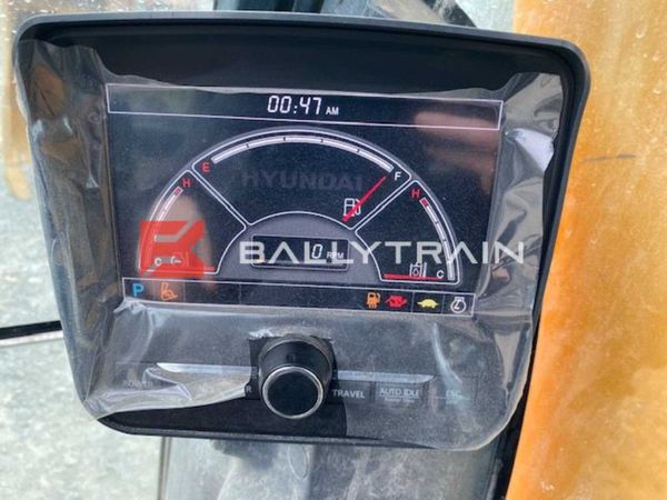 Hyundai Robex 330LC-9A Excavator (2016) 257505024