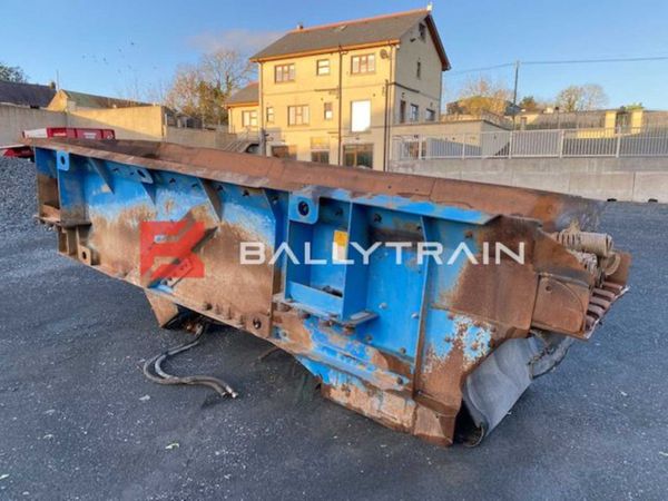 Sandvik Vibrating Grizzly Feeder 259809758