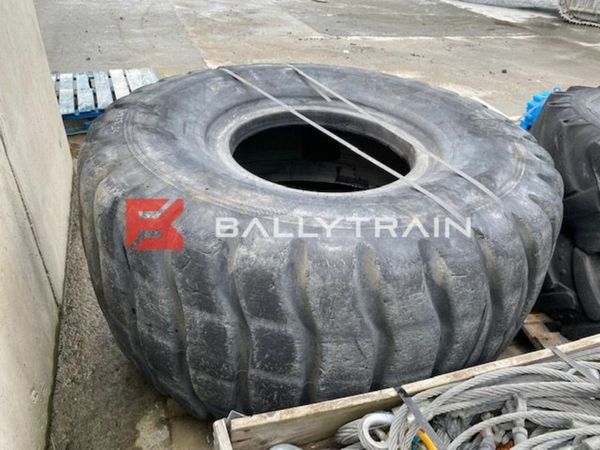Dunlop 30 x 25 Earthmover Tyre 266051300