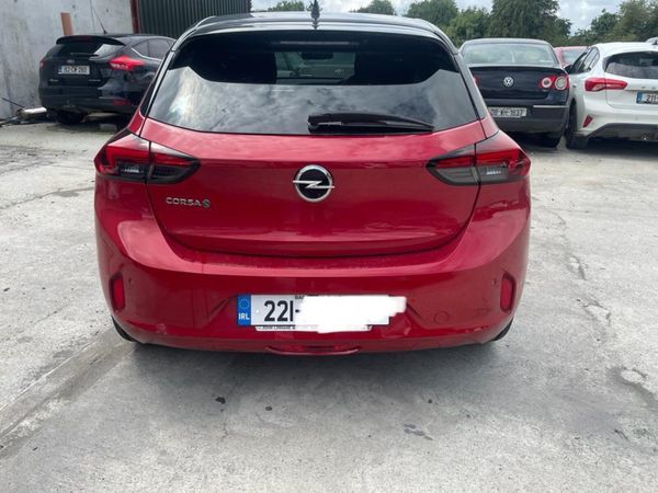 221 Opel Corsa *For Parts* 267734248