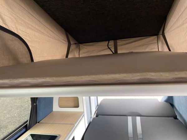 Volkswagen Camper 270076379