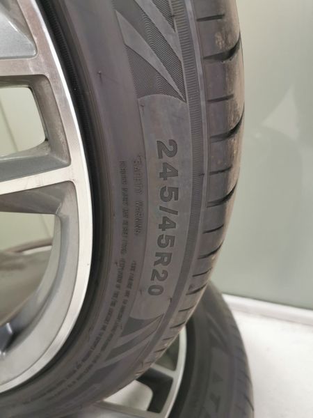 VW TOUAREG /AUDI Q7  NEW TYEWS 270961721