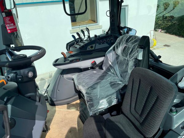 NEW Valtra T155 Active 273033722