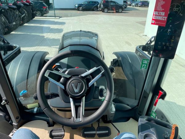 NEW Valtra T155 Active 273033725