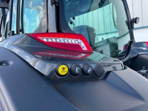 NEW Valtra N135 HiTech 273033879