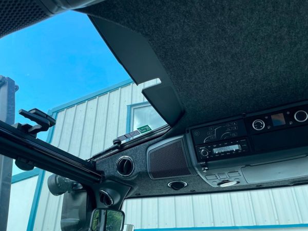 NEW Valtra N135 HiTech 273033882