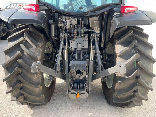 NEW Valtra A105 HiTech 273034072