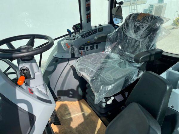 NEW Valtra A105 HiTech 273034075