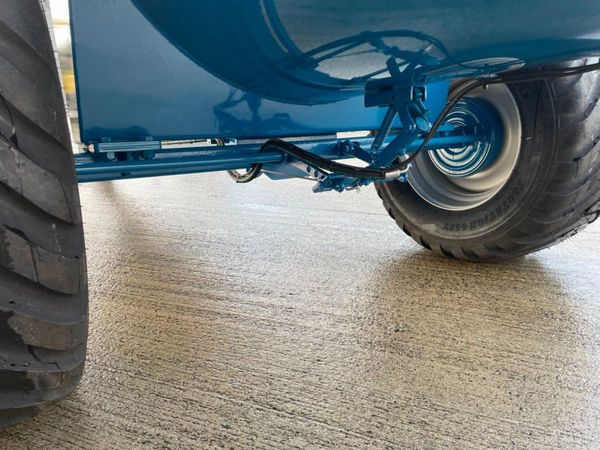 Fleming MS700 Manure Spreader 274678110