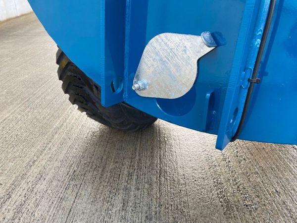 Fleming MS700 Manure Spreader 274678111
