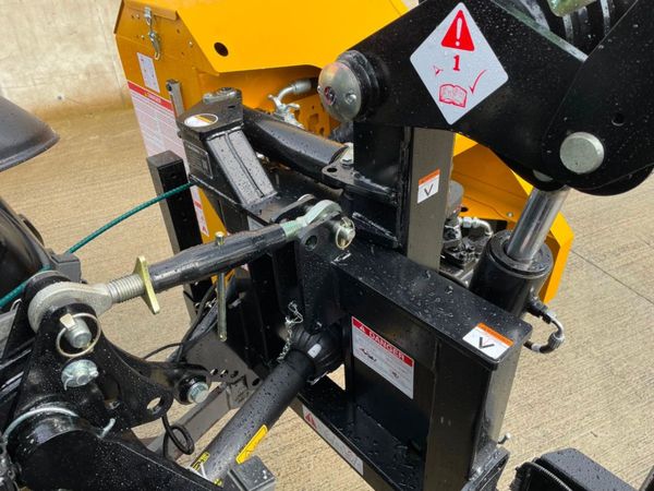 NEW McConnel PA5555-60 Hedgecutter 275868643