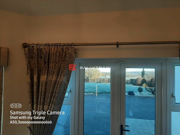 Complete set of Blinds and Curtains 276035361