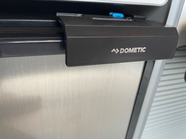 VW T5 Camper Conversion 277341377