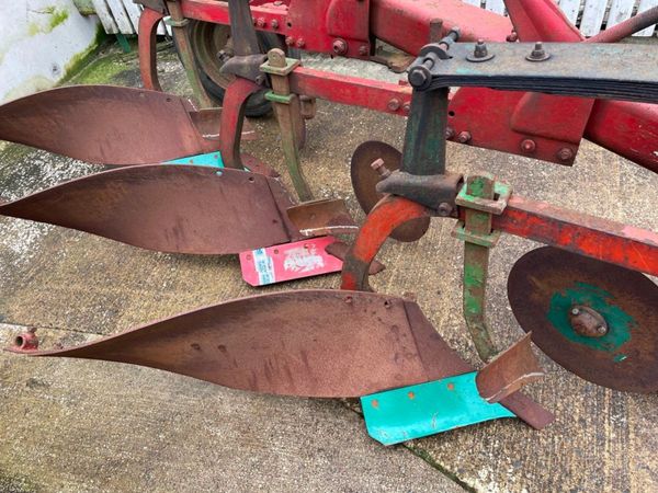 Kverneland 3 Furrow Plough 297461292