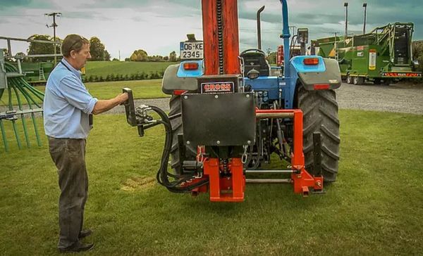 Cross Side Tilt  Post Driver 212438548