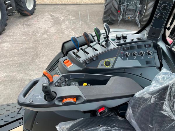 NEW Valtra N175 Active 227970507