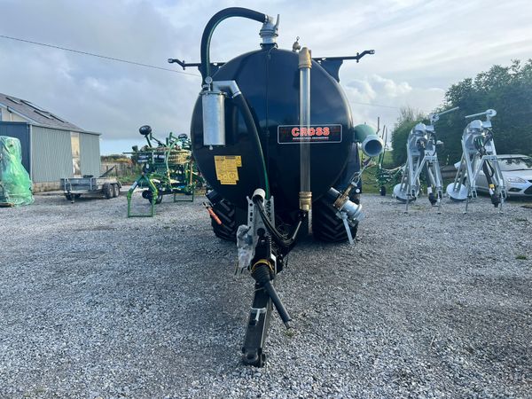 In stock Cross 2500 with Mastek 7.5 Trailing shoe 234180405