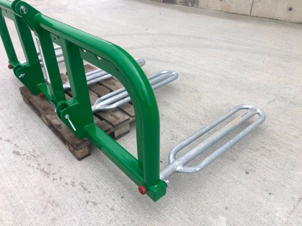 New Cashel Duck Foot Double Bale Stacker 236299376