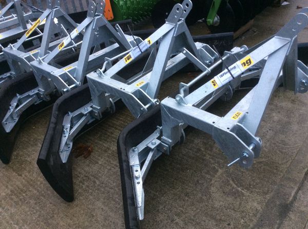 Fleming yard scrapers 236589609