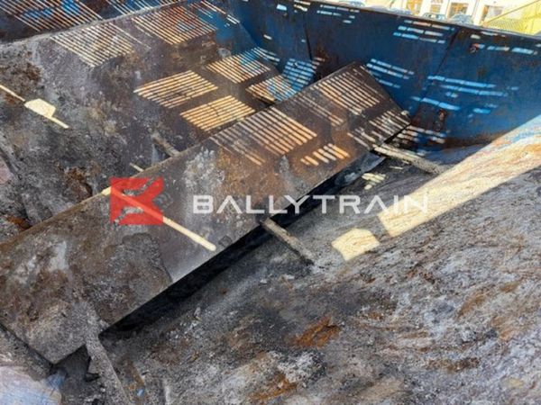 Mobile Feeder Conveyor (With Second Radial Conveyo 340375561