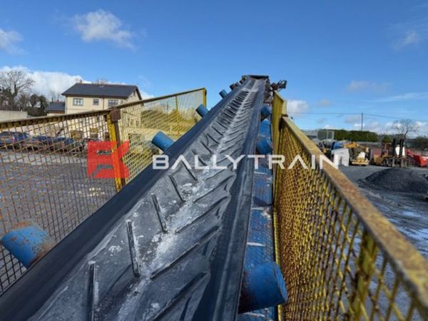 Mobile Feeder Conveyor (With Second Radial Conveyo 340375572