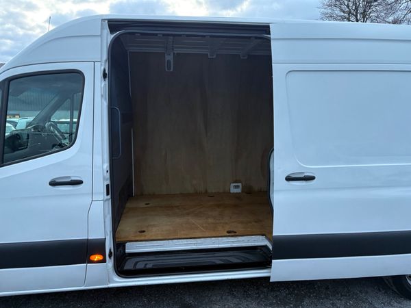 Mercedes-Benz Sprinter 342243627