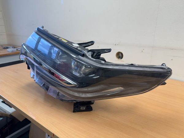 TOYOTA ALPHARD LEFT HEADLIGHT 344991815