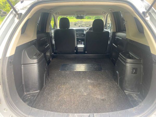 2017 Mitsubishi Outlander 2.2 Commercial DI-D 4 WD 348344576