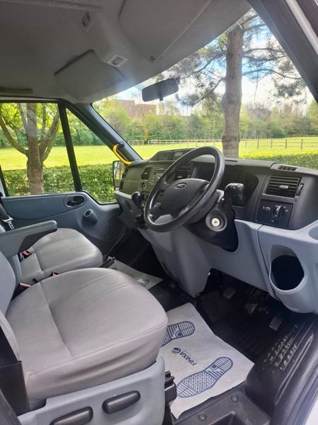 Ford Transit Mini Bus 2013 DOE 4/26 348370401